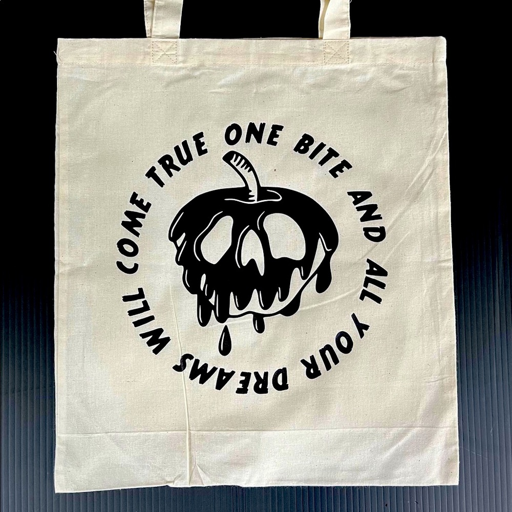 Snow White/Evil Witch tote bag “One bite and all your dreams will come true”